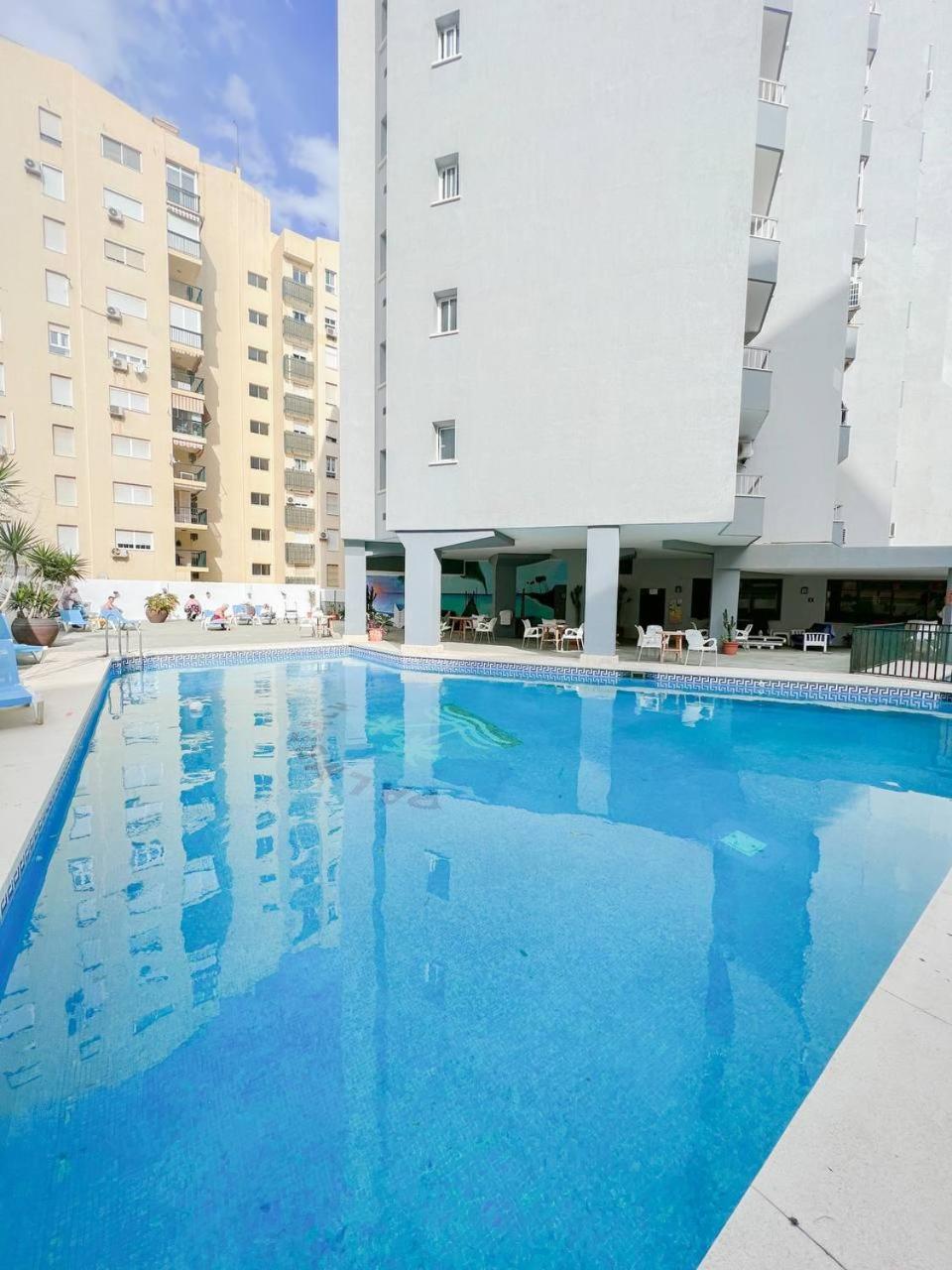 Palm Beach Aparment Sea Views Torremolinos Ngoại thất bức ảnh