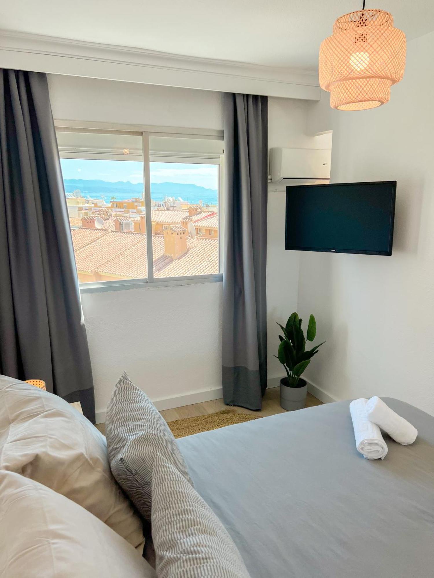 Palm Beach Aparment Sea Views Torremolinos Ngoại thất bức ảnh