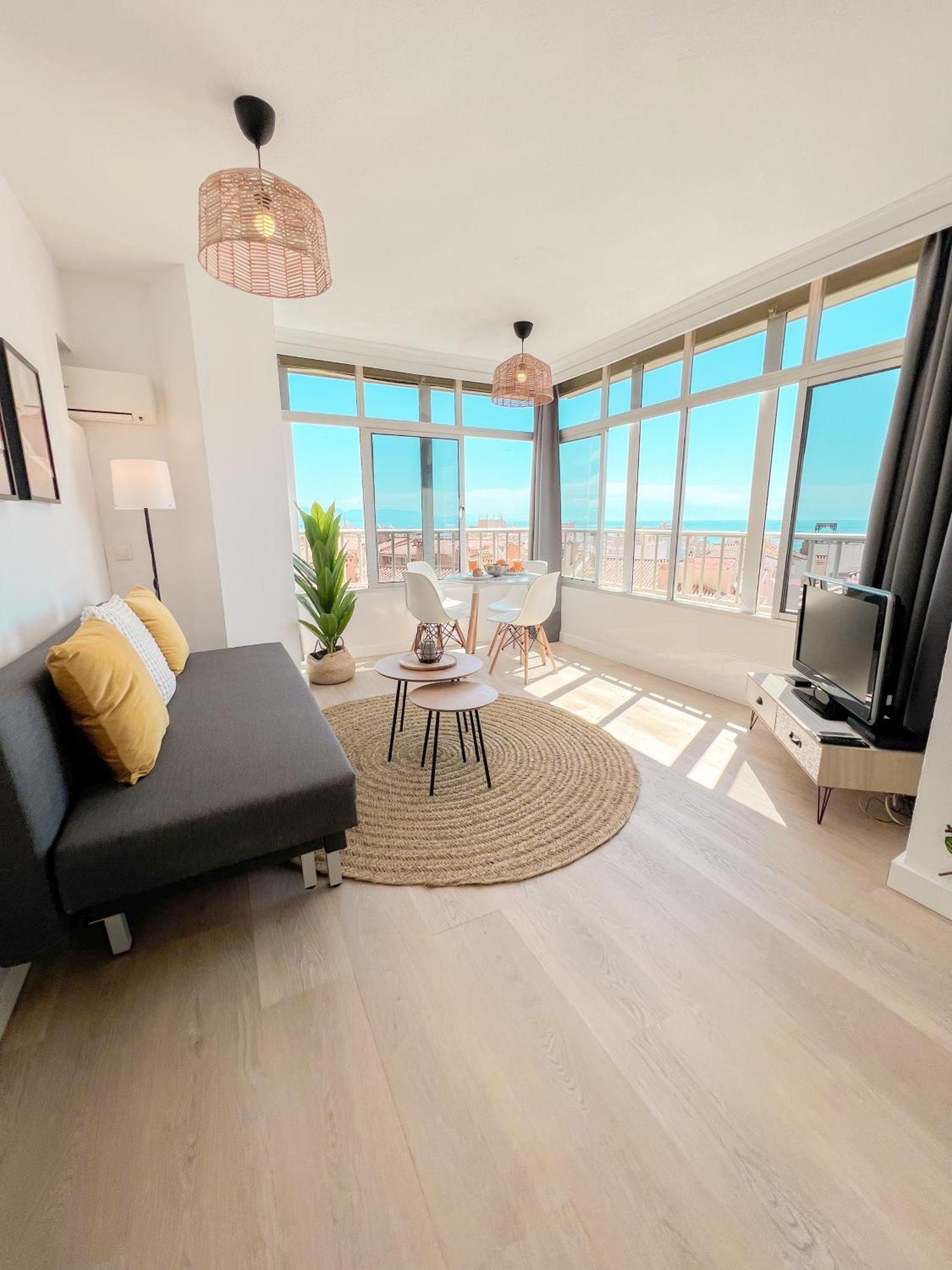 Palm Beach Aparment Sea Views Torremolinos Ngoại thất bức ảnh