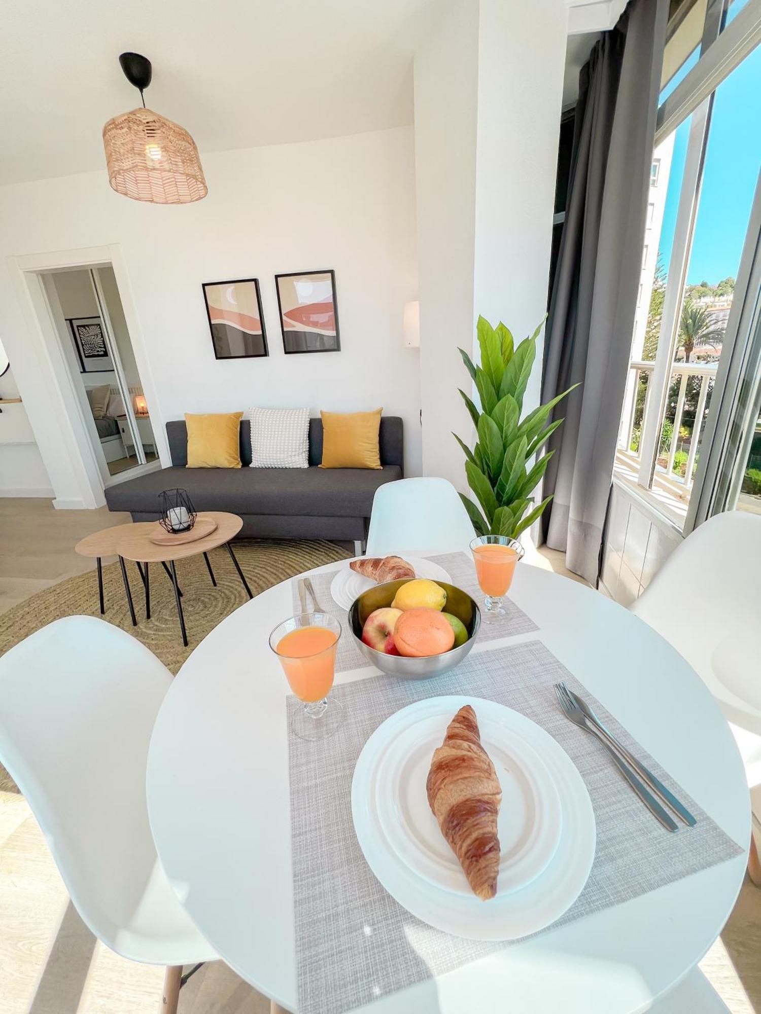 Palm Beach Aparment Sea Views Torremolinos Ngoại thất bức ảnh