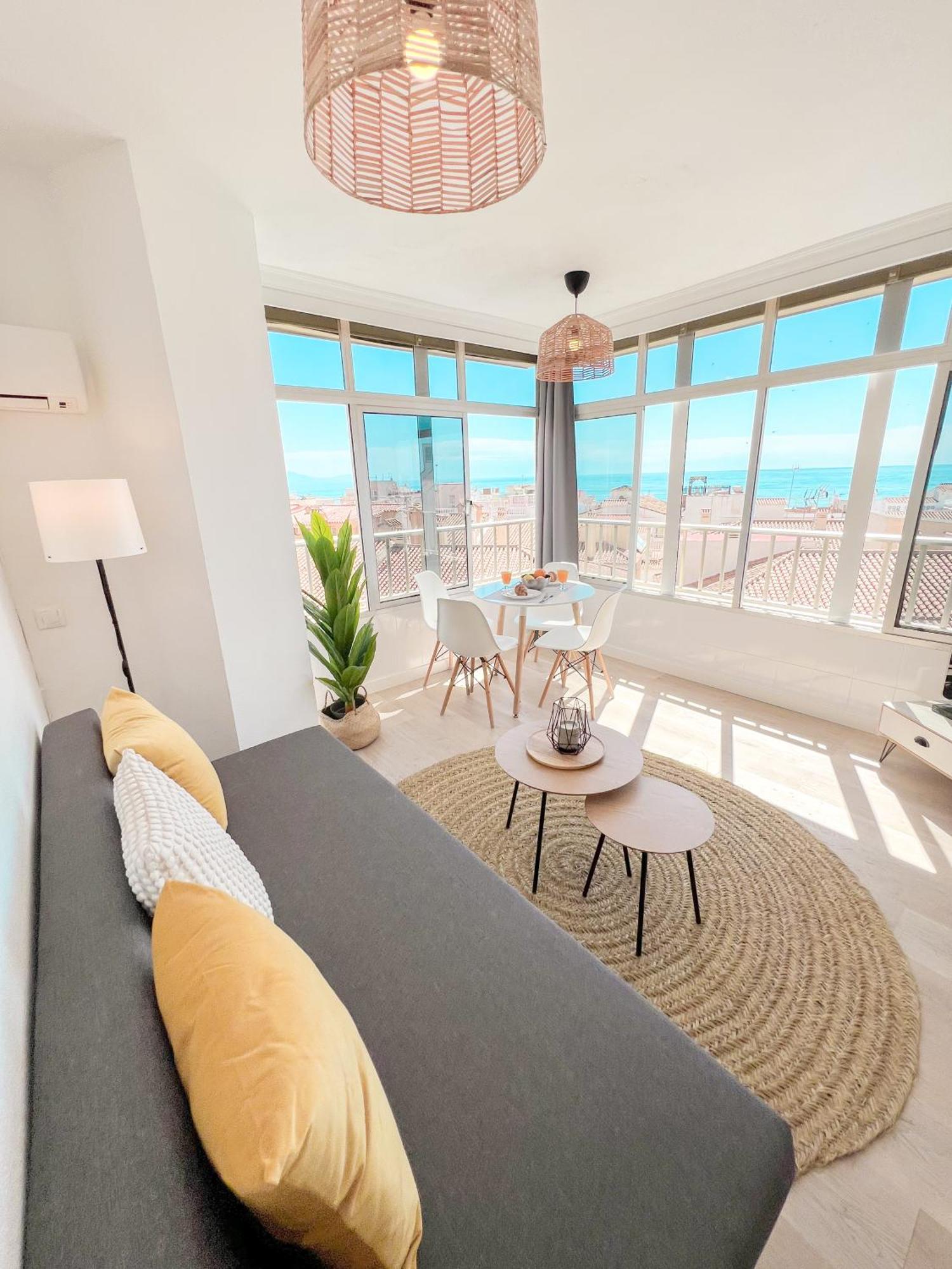 Palm Beach Aparment Sea Views Torremolinos Ngoại thất bức ảnh